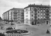 piacenza, piazza farnesiana e palazzi incis anni 50.jpg